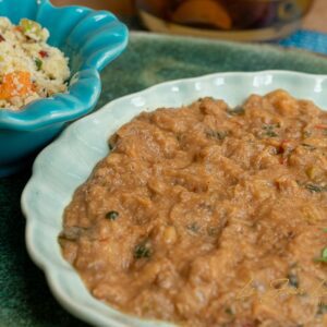 Frigideira de siri ao forno com arroz branco